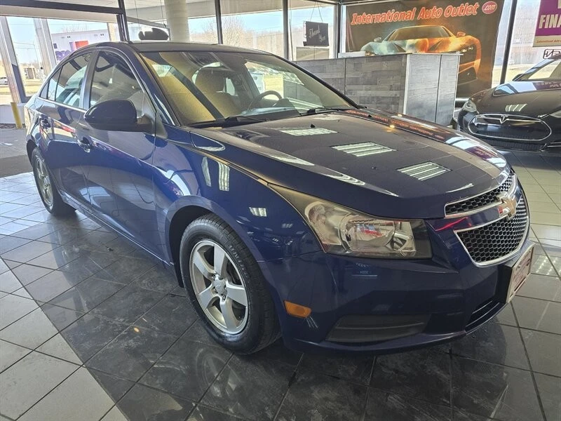 2012 Chevrolet Cruze - Image 3 of 4