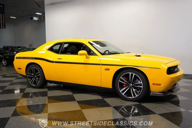 2012 Dodge Challenger SRT8 & 392 3rd Gen - Image 14 of 31