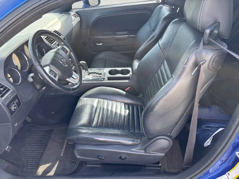 2012 Dodge Challenger 3rd Gen - Image 5 of 6