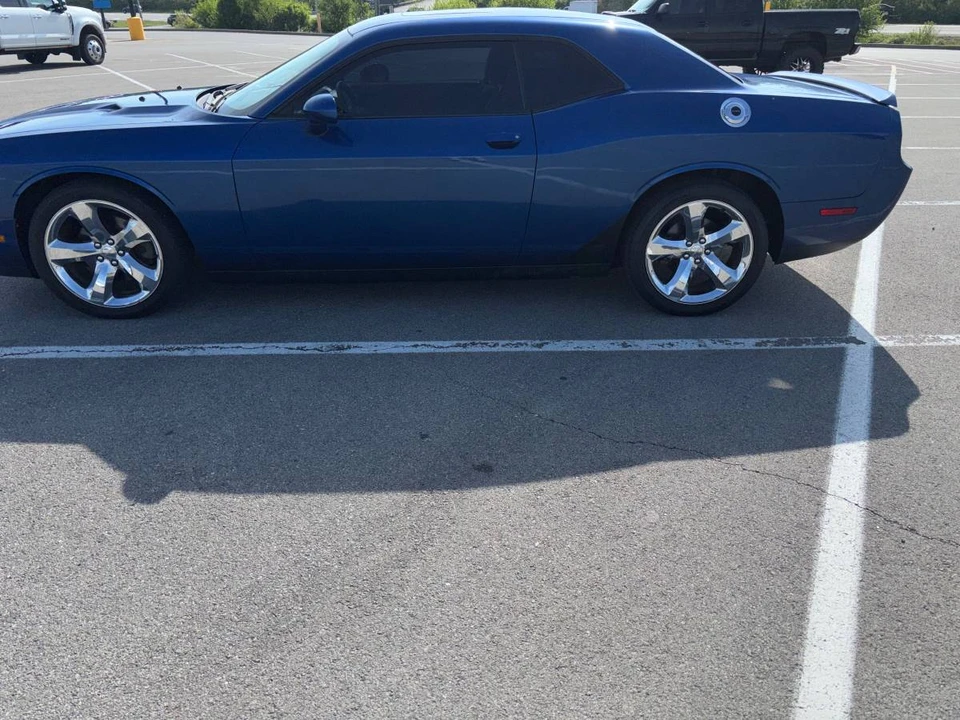 2012 Dodge Challenger 3rd Gen - Image 2 of 6