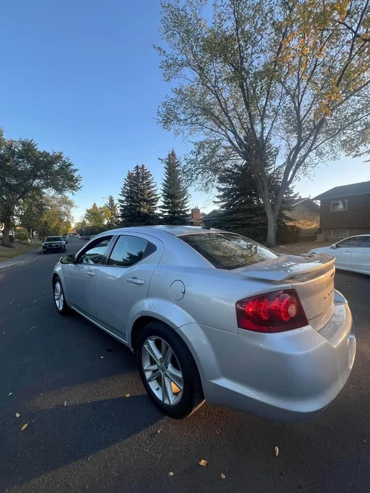 2012 Dodge Avenger Sedan - Image 7 of 13