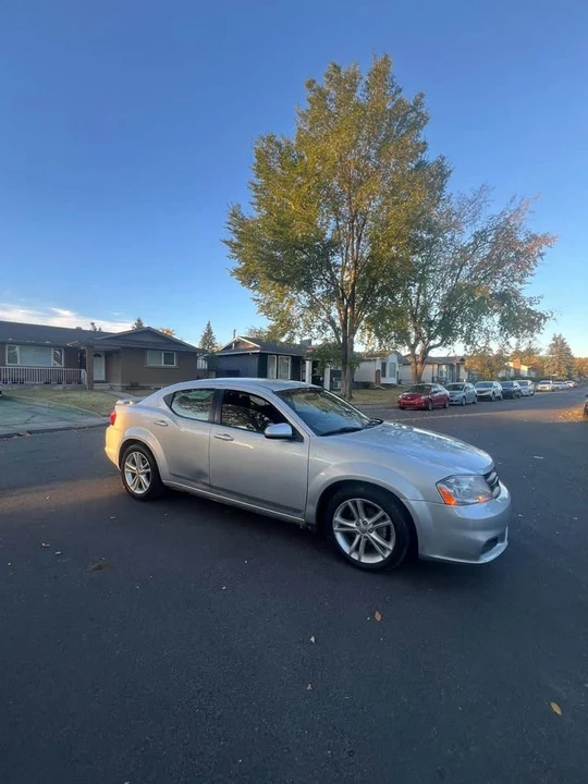 2012 Dodge Avenger Sedan - Image 3 of 13