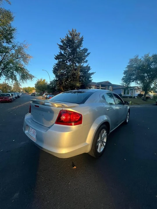 2012 Dodge Avenger Sedan - Image 6 of 13