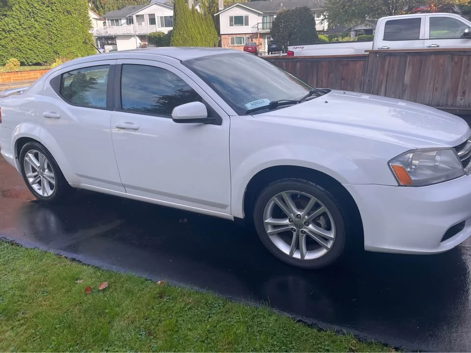 2012 Dodge Avenger Sedan - Image 2 of 6