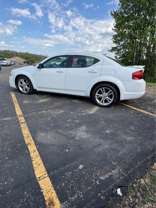 2012 Dodge Avenger Sedan - Image 4 of 6