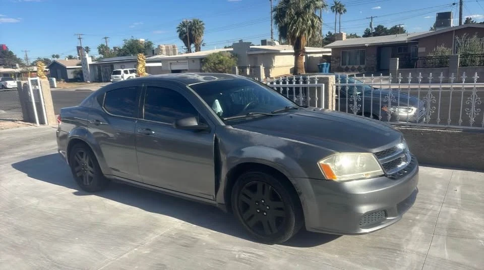 2012 Dodge Avenger Sedan - Image 3 of 6