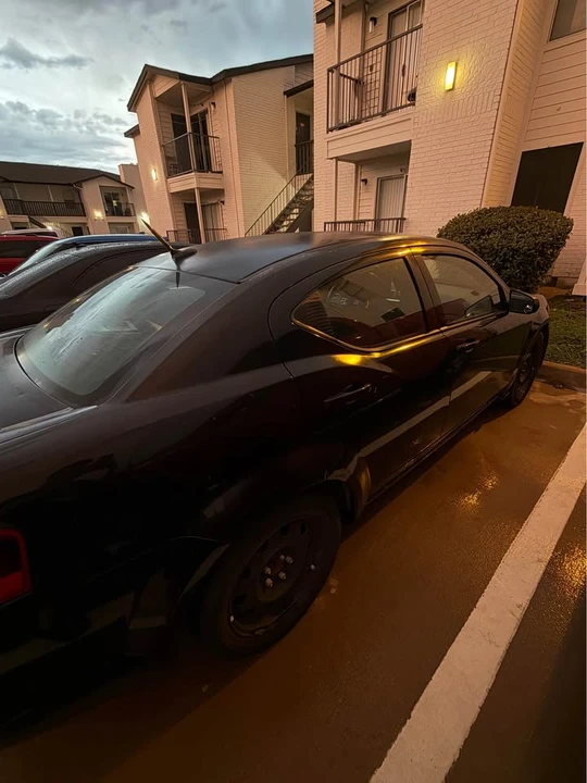 2012 Dodge Avenger Sedan - Image 6 of 12