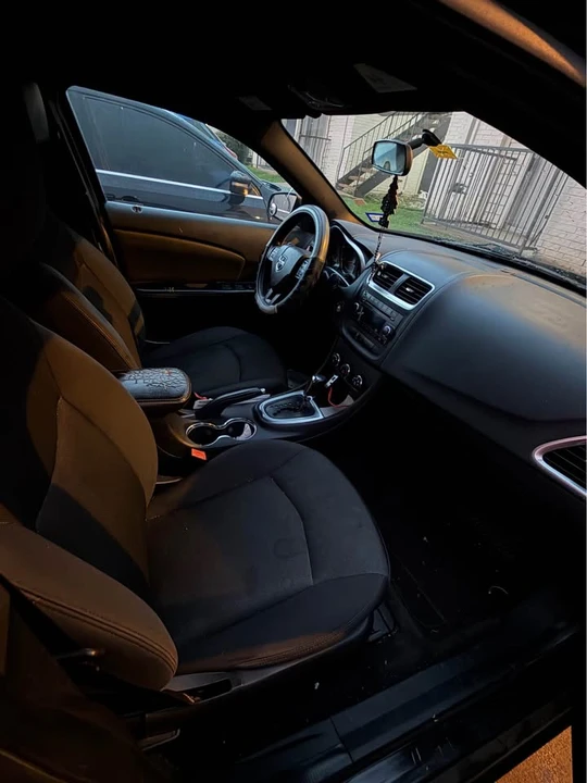 2012 Dodge Avenger Sedan - Image 9 of 12