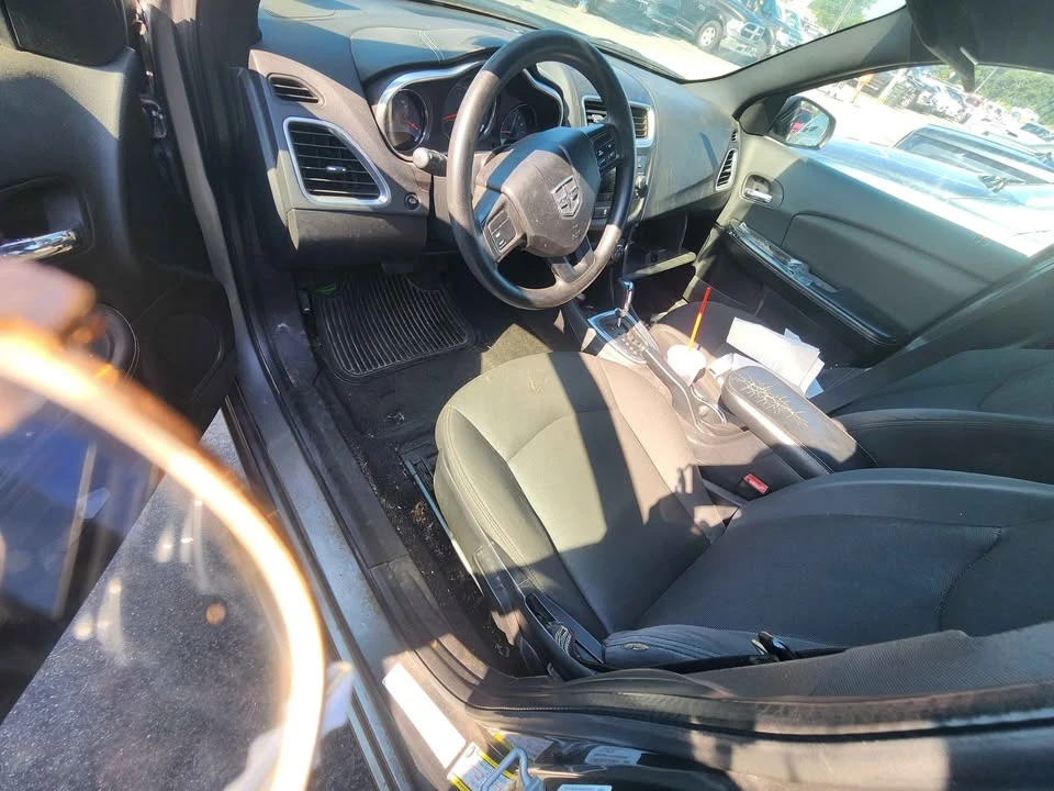 2012 Dodge Avenger Sedan - Image 6 of 7