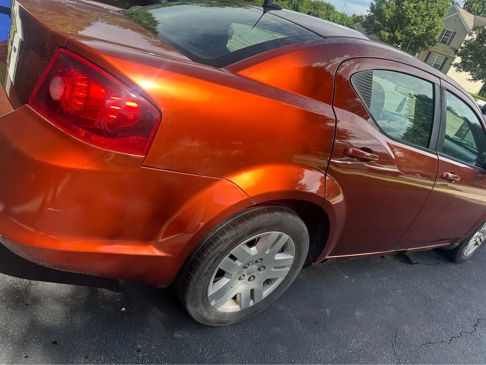 2012 Dodge Avenger Sedan - Image 7 of 10