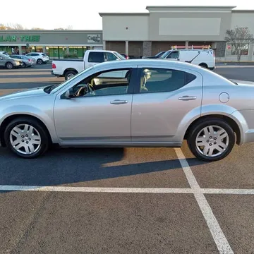 2012 Dodge Avenger SE Sedan 4D