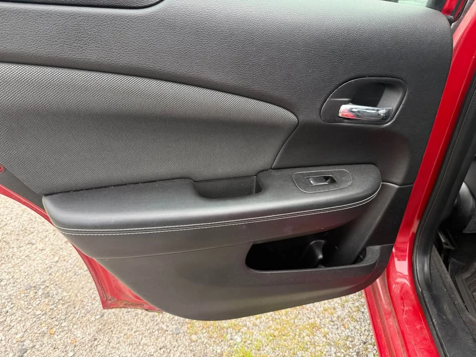 2012 Dodge Avenger Sedan - Image 13 of 18