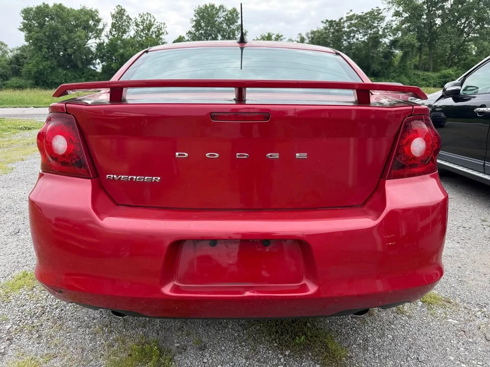 2012 Dodge Avenger Sedan - Image 7 of 18