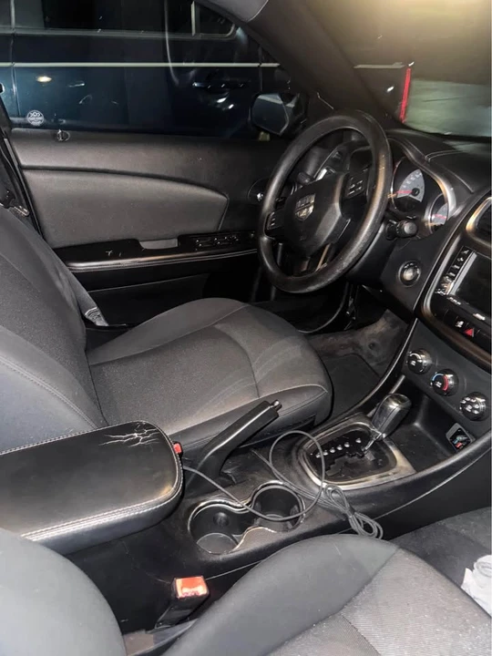 2012 Dodge Avenger Sedan - Image 3 of 5