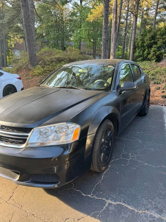 2012 Dodge Avenger Sedan - Image 2 of 5