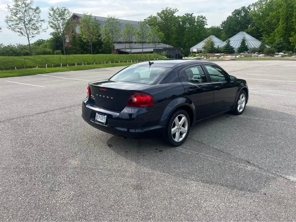 2012 Dodge Avenger Sedan - Image 6 of 20