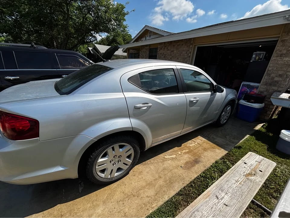 2012 Dodge Avenger Sedan - Image 4 of 14