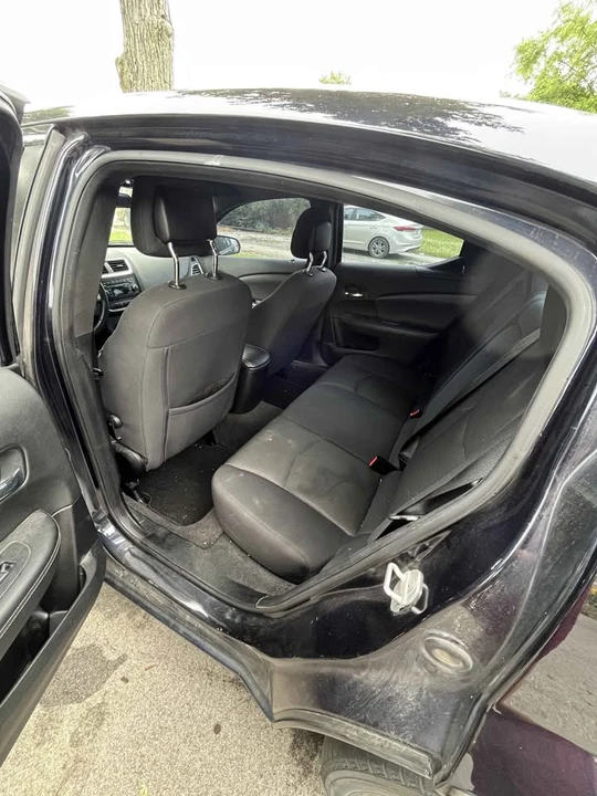 2012 Dodge Avenger Sedan - Image 6 of 11