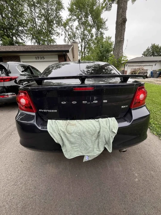 2012 Dodge Avenger Sedan - Image 8 of 11