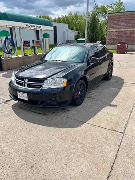 2012 Dodge Avenger SXT Sedan 4D