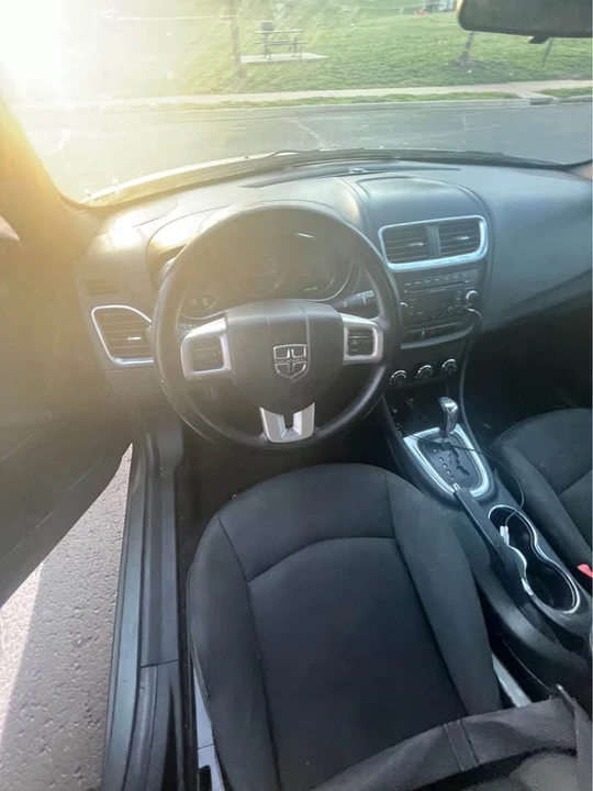 2012 Dodge Avenger Sedan - Image 3 of 6