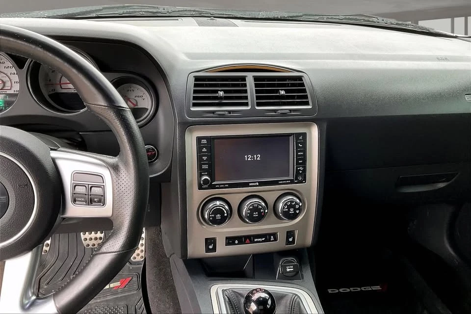 2012 Dodge Challenger 3rd Gen - Image 4 of 8