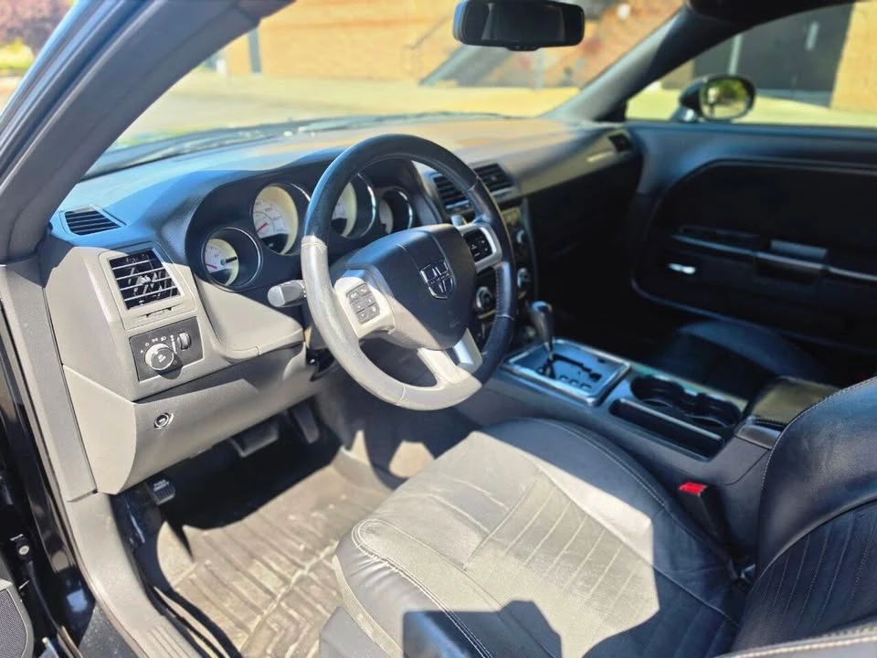 2012 Dodge Challenger 3rd Gen - Image 10 of 13