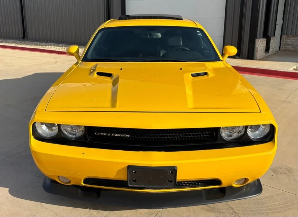 2012 Dodge Challenger 3rd Gen - Image 10 of 20