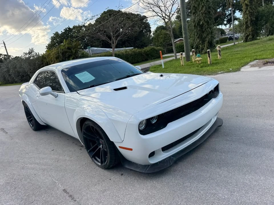 2012 Dodge Challenger SRT8 & 392 3rd Gen - Image 3 of 10