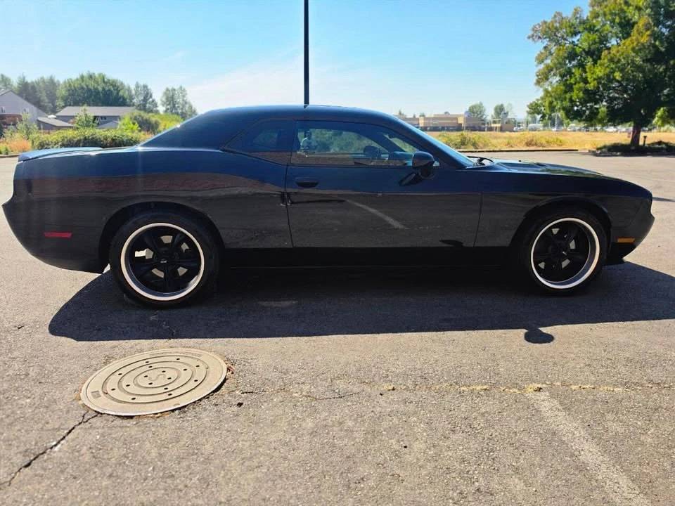 2012 Dodge Challenger 3rd Gen - Image 6 of 13