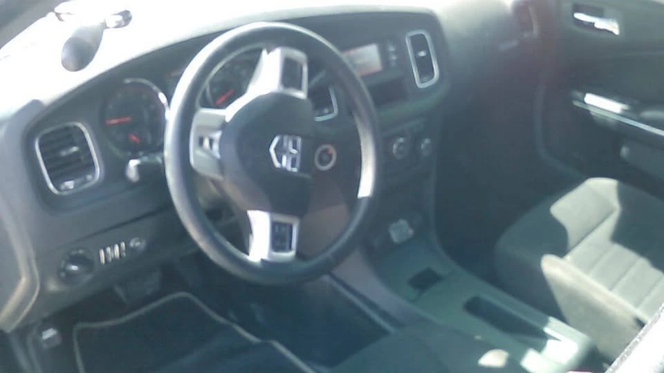 2012 Dodge Charger 7th Gen - Image 6 of 11