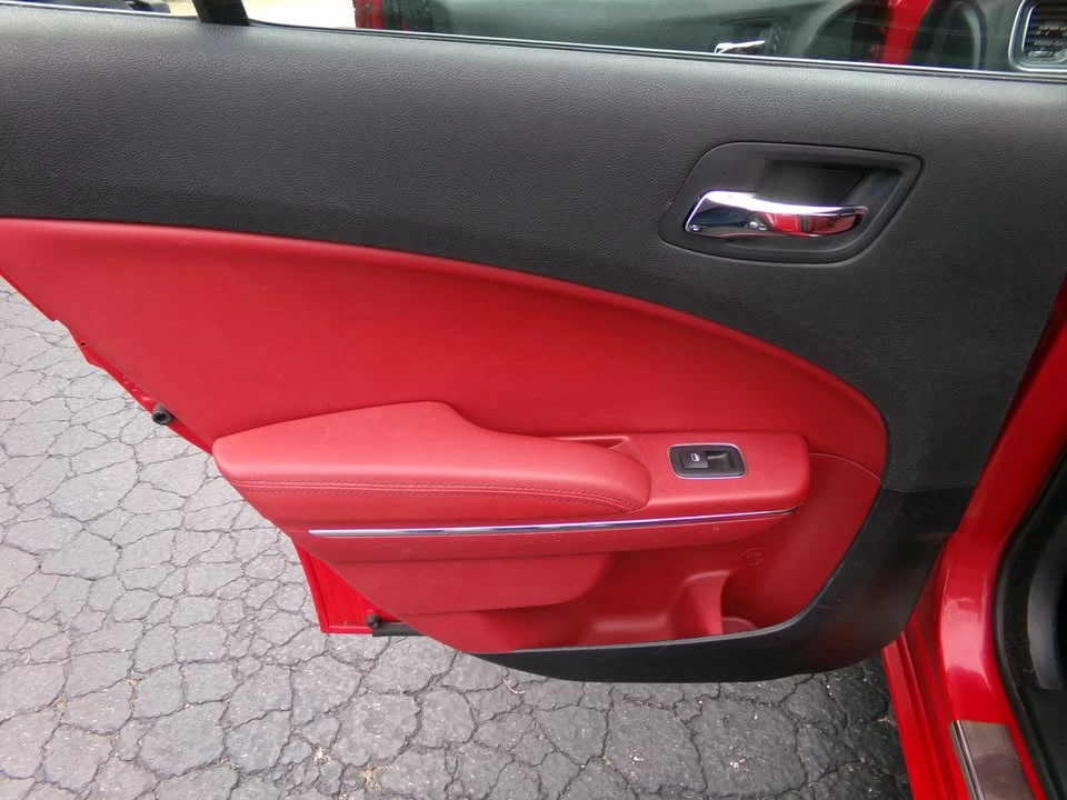 2012 Dodge Charger 7th Gen - Image 15 of 19