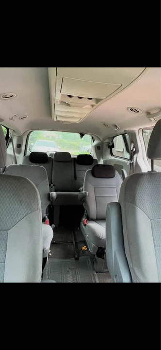 2012 Dodge Caravan - Image 3 of 10