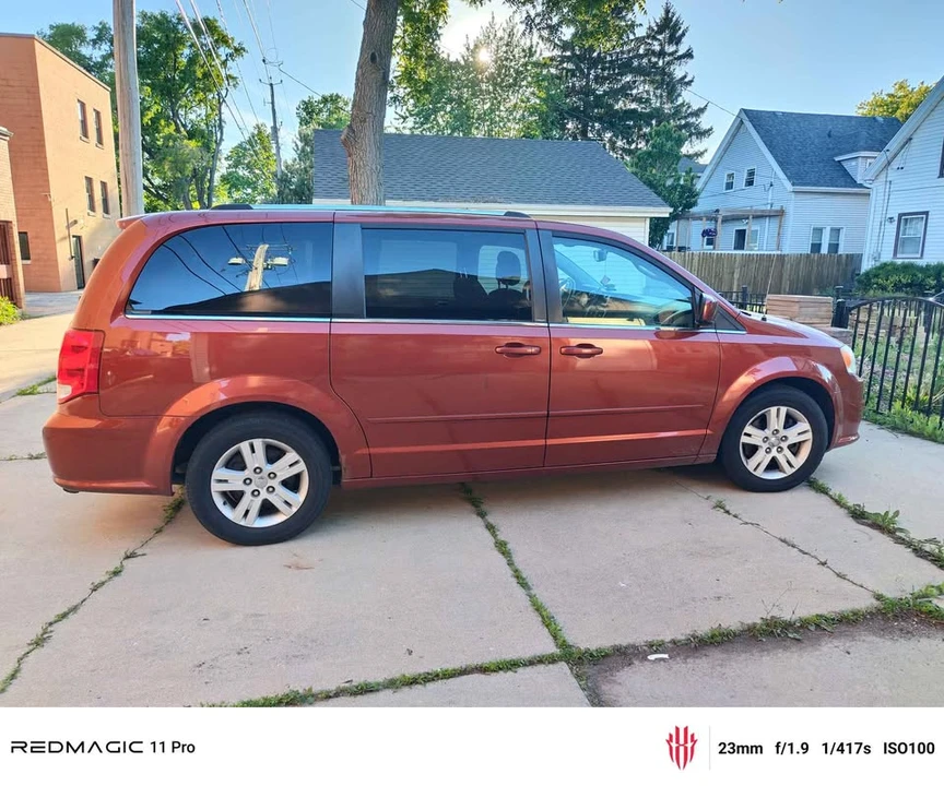 2012 Dodge Caravan - Image 2 of 16