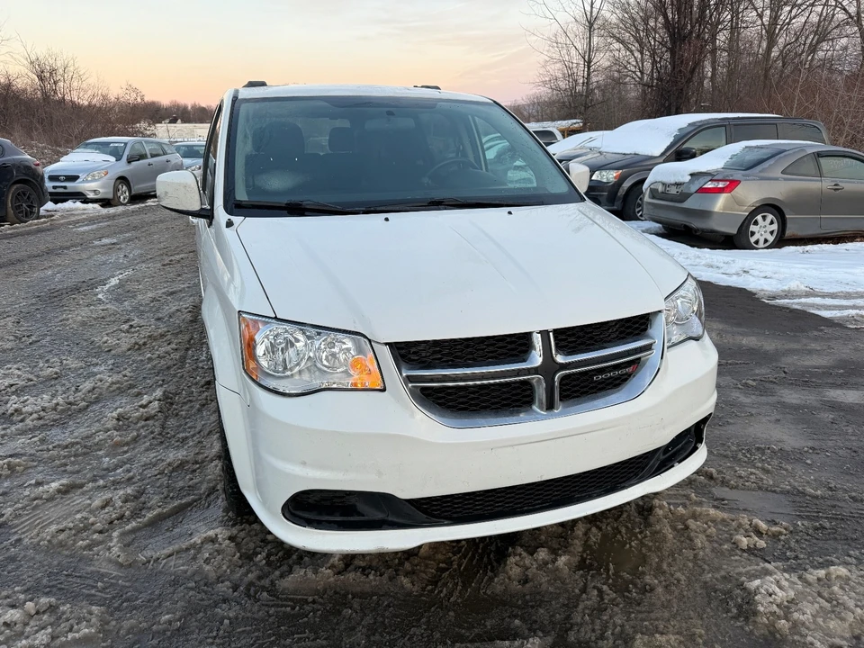 2012 Dodge Caravan - Image 6 of 21