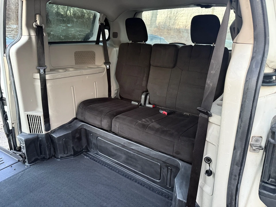 2012 Dodge Caravan - Image 20 of 21