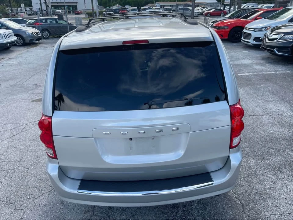 2012 Dodge Caravan - Image 9 of 20