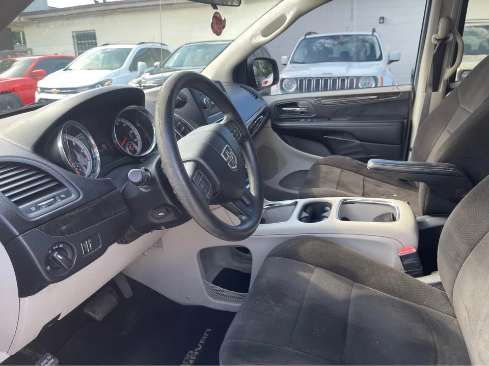 2012 Dodge Caravan - Image 10 of 20