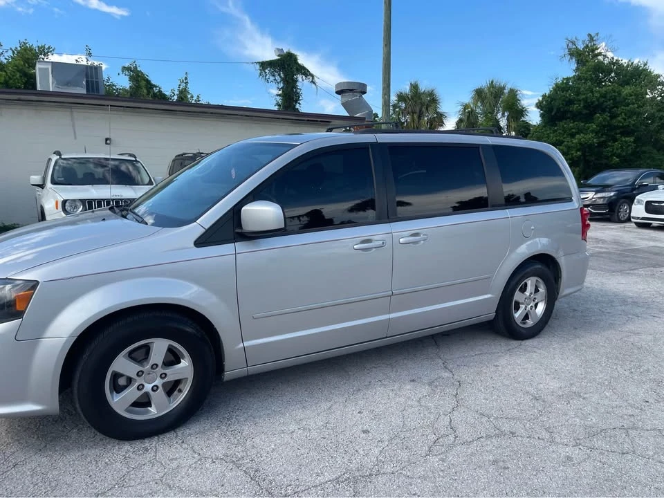 2012 Dodge Caravan - Image 6 of 20