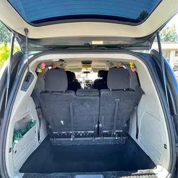 2012 Dodge Caravan Passenger SXT Minivan 4D