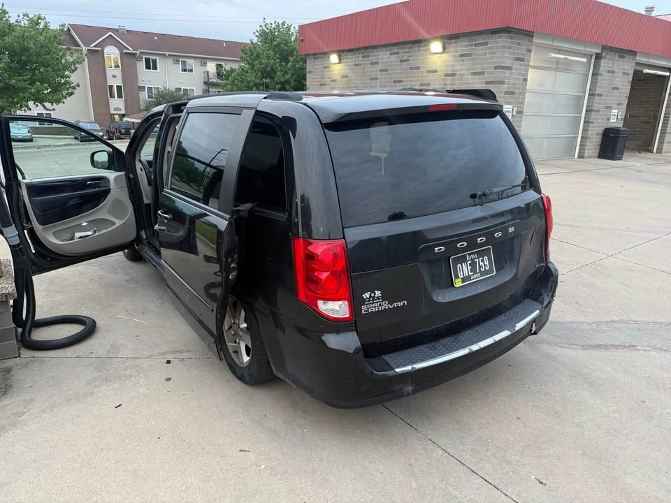 2012 Dodge Caravan - Image 12 of 18