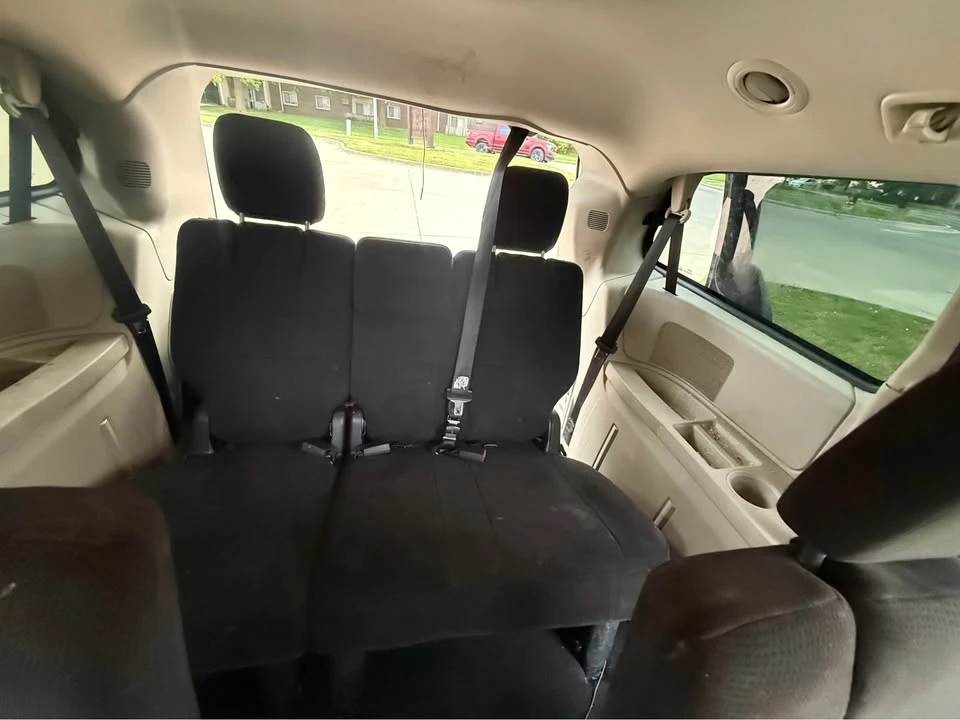 2012 Dodge Caravan - Image 15 of 18