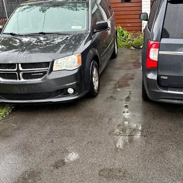 2012 Dodge Caravan SXT Minivan 4D