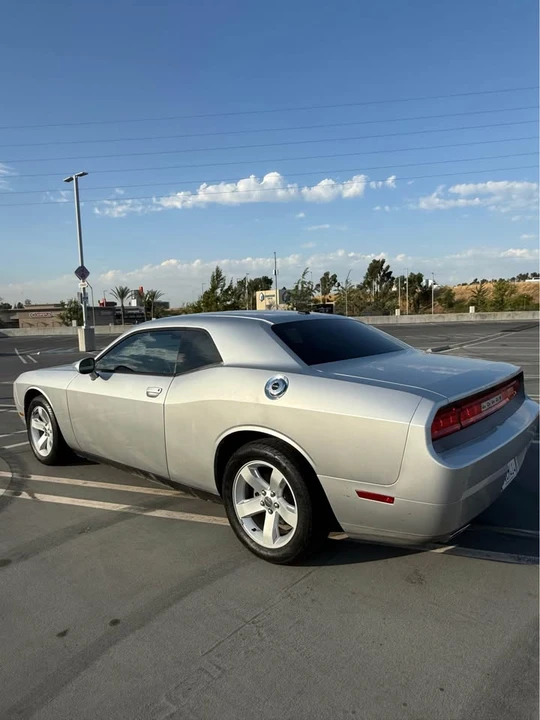 2012 Dodge Challenger 3rd Gen - Image 13 of 19