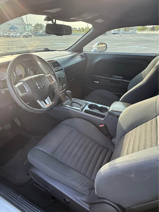 2012 Dodge Challenger 3rd Gen - Image 6 of 19