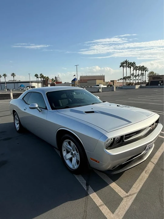 2012 Dodge Challenger 3rd Gen - Image 8 of 19