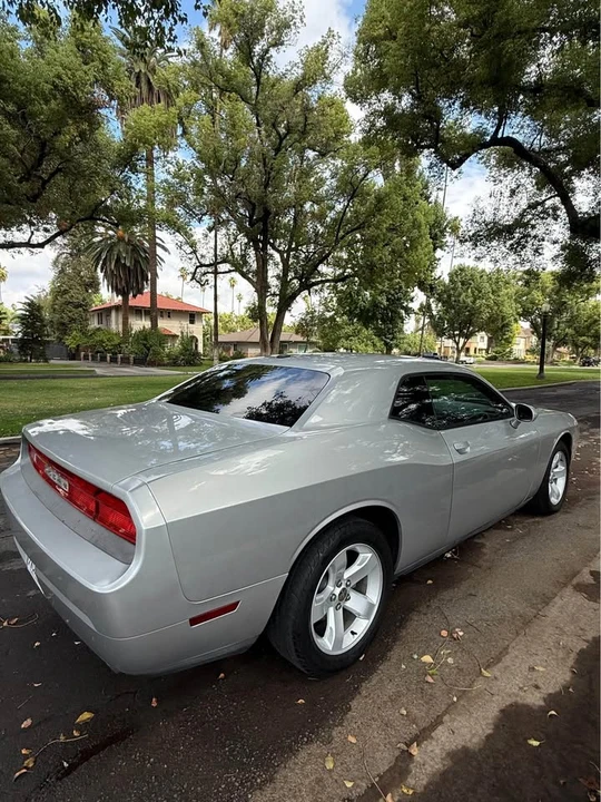 2012 Dodge Challenger 3rd Gen - Image 18 of 19