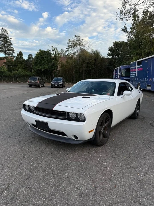 2012 Dodge Challenger 3rd Gen - Image 2 of 8