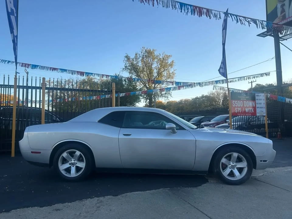 2012 Dodge Challenger 3rd Gen - Image 5 of 16