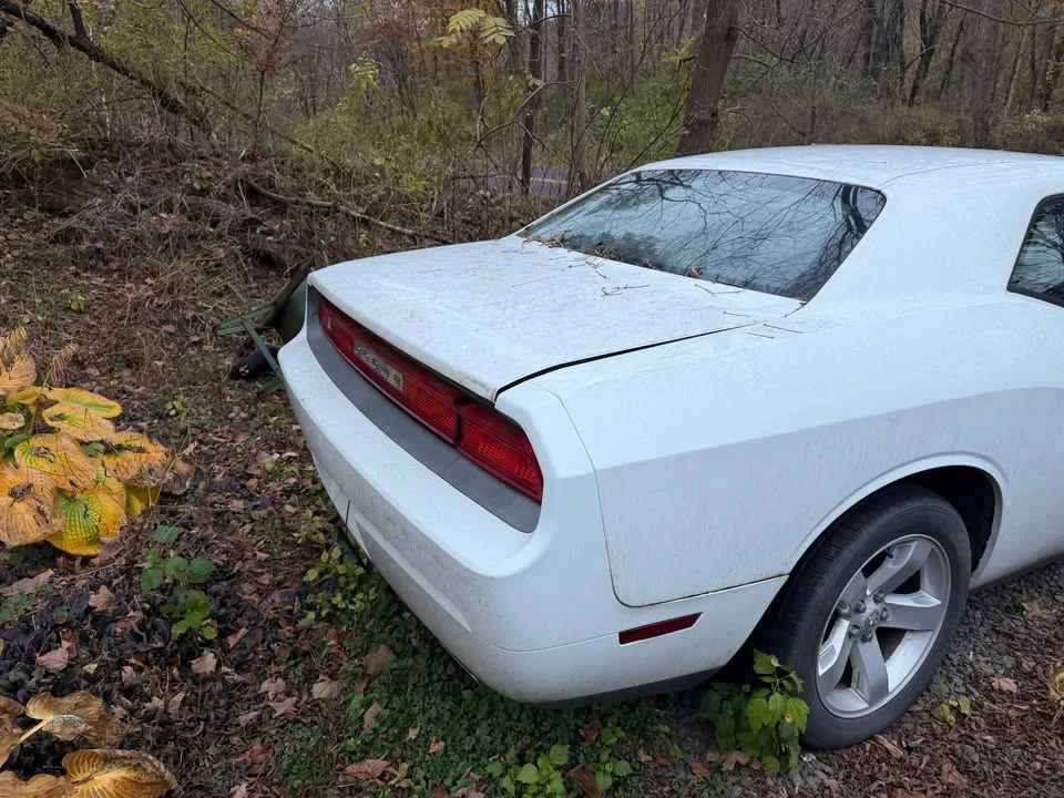 2012 Dodge Challenger 3rd Gen - Image 4 of 8